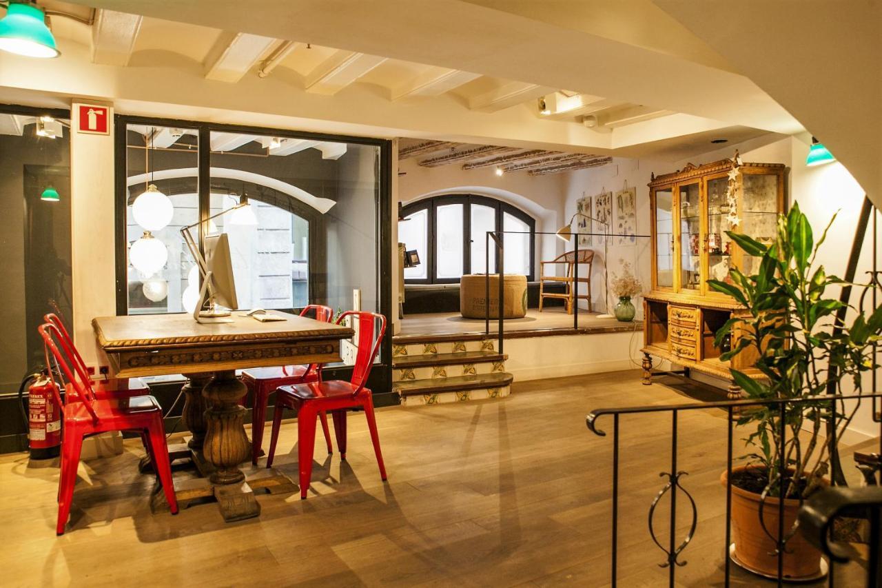 ברצלונה Eco Boutique Hostal Grau מראה חיצוני תמונה